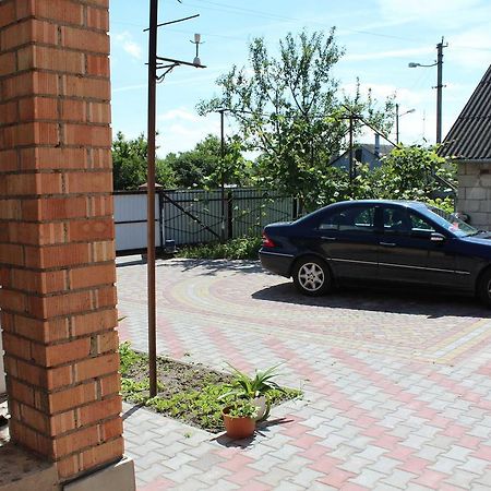 Guest House Michurina 48 Брест Екстер'єр фото