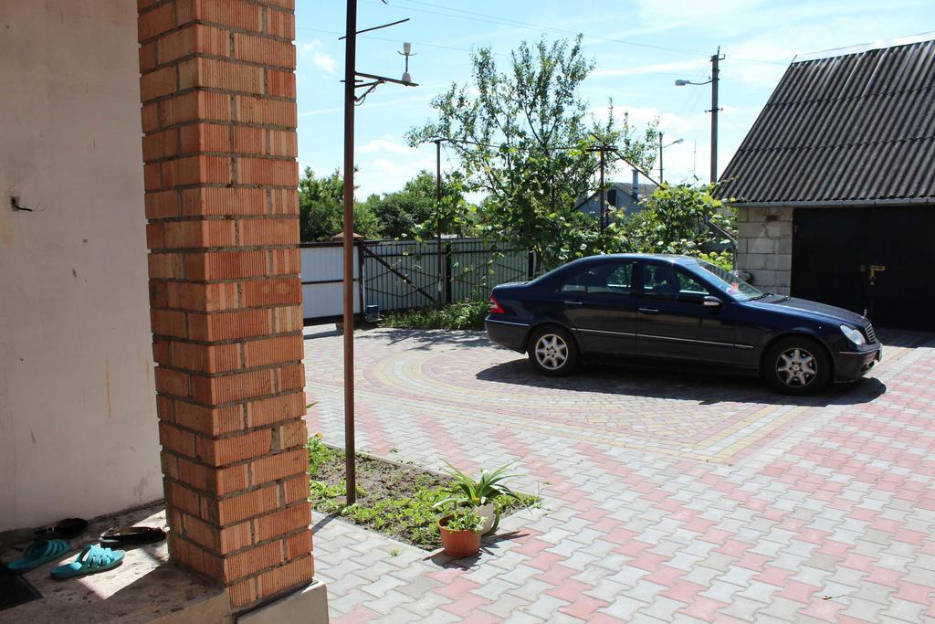 Guest House Michurina 48 Брест Екстер'єр фото