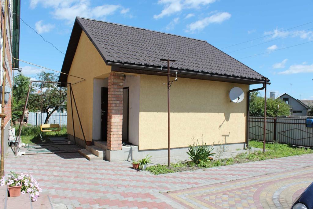 Guest House Michurina 48 Брест Екстер'єр фото
